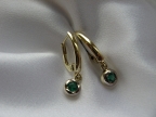 Šperky s brilianty a jinými drahokamy vzor nauš-smaragd